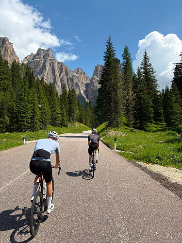 LeCoach riding Sella Ronda
